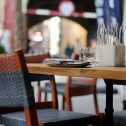 restaurant-406972_1920